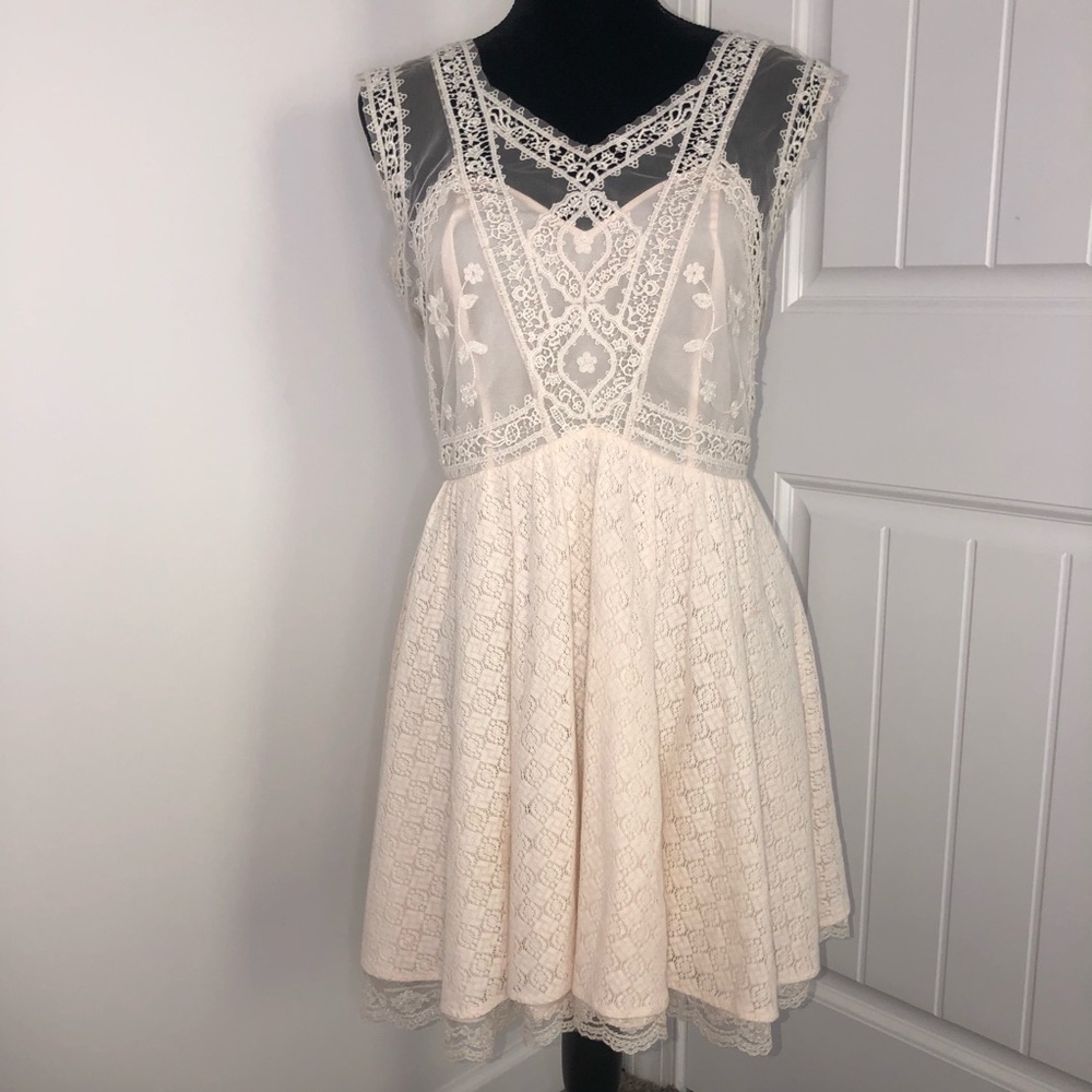 Free People Sleeveless Cream Lace Mini Dress 8